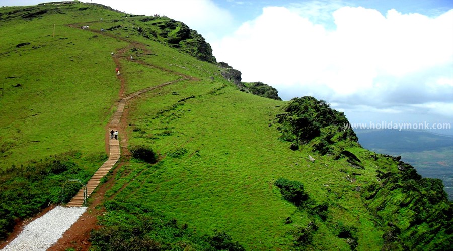 mullayanagiri chikmagalur trek